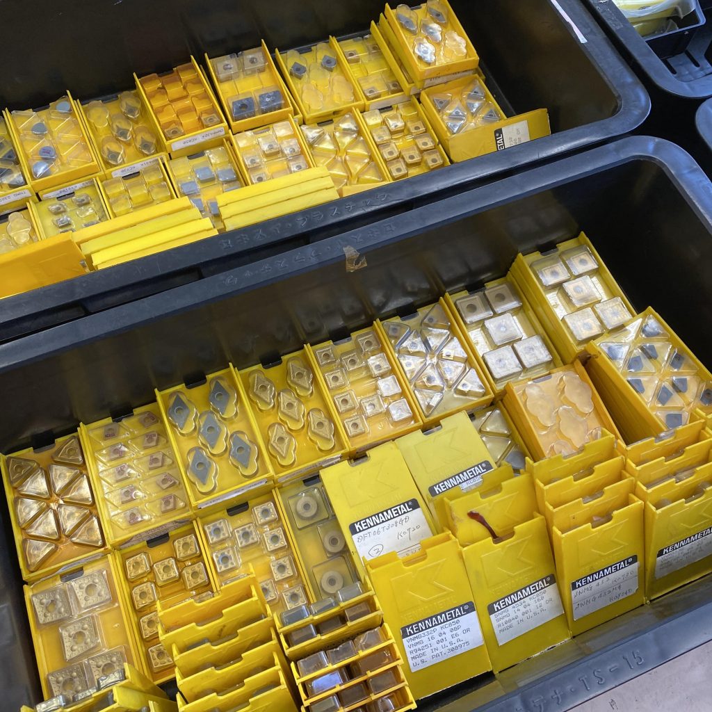 超硬スクラップ 15.1kg （不揃い超硬チップの買取 | 切削工具買取 